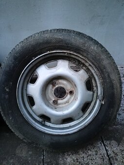 Pneu 165/65 R13 s disky - 2