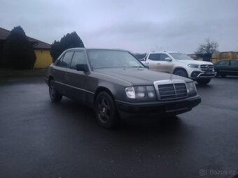 Mercedes-Benz W124 - 2