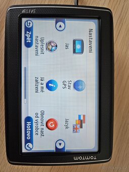 Tomtom GO LIVE 825 s doživotní aktualizací map - 2