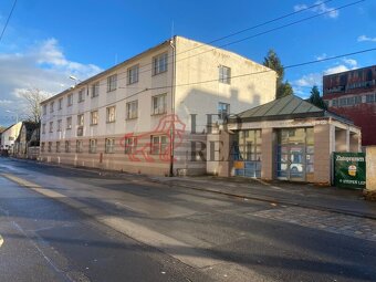 Prodej administrativní budovy cca 1250 m2 + 30 parkovacích m - 2