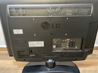 TV LG a set-top box - 2