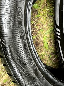 Zimni Pneu 2x Vredestein QuatracPro 235/50 R19 - 2