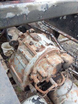 Tatra 815 sestup. - 2