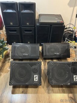 Prodej nadbytečných věcí Allen Heath a RCF - 2