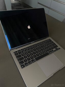 MacBook Air s čipem Apple M1 (2020) - 2
