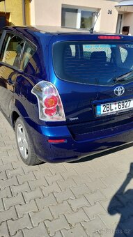 Toyota Corolla verso - 2