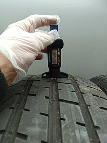 2 ks letní pneu 255/40/21 - 2