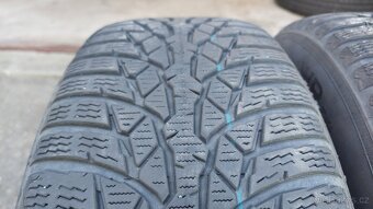 Zimní pneu 205/60 R16 Nokian - 2