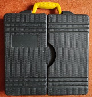 Box s nářadím, přenosný a závěsný na zeď - 2
