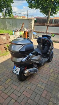 PEUGEOT Metropolis SW 400 - 2