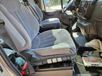 Prodám do Ford Transit přední otočné sedačky - 2