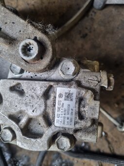Servočerpadlo vw 7e0422154e - 2