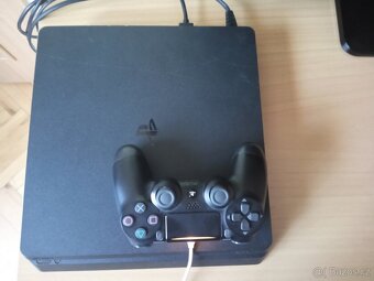 PlayStation 4 + telka sony - 2
