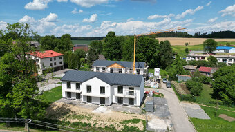 Věžový jeřáb LIEBHERR 32H - pronájem - 2