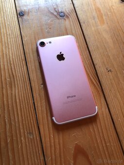 iPhone 7 - 2