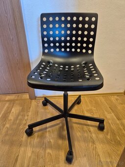 2 černé kancelářské židle IKEA SKALBERG (602.606.03) - 2
