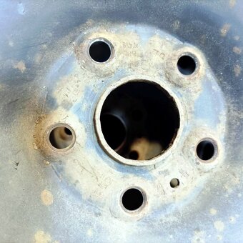 16" plechová kola – 5x112 – ŠKODA (VW, SEAT, AUDI) - 2