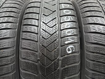 Zimní pneu 205/60/16 Pirelli - 2