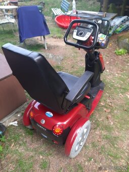 Prodám el. tříkolku, skútr Trophy Booster 6 - 2