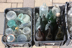 Lahev, lahve, pivní litý nápis, sodovka, lékovky, zavařenina - 2