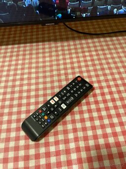 4K LED Smart Televize Samsung UE55CU7172 - 138 cm - Wifi -T2 - 2