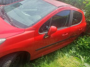 Peugeot 207 1.4hdi 50kw levné náhradní dily - 2