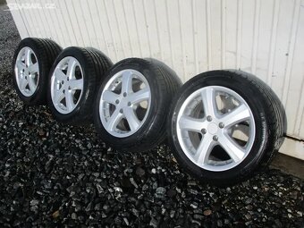 ALU kola 4x100 6,5x15 ET37 s pneu 205/55 R15 - 2