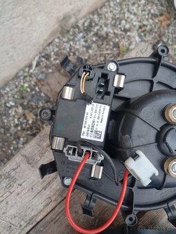 CITROEN C4 PICASSO, BERLINGO VENTILÁTOR TOPENÍ - 2