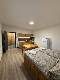 Byt k pronájmu - Roudná - 2