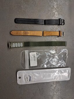 Řemínky k hodinkám Garmin Vivoactive 4s - 2