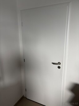 Prodám dveře 80L - 2