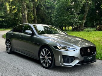 Jaguar XE 2.0D I4 R-Dynamic HSE AT - 2