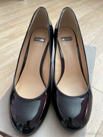 Kožené lakované lodičky Baťa, vel. 36 - 2