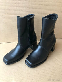 Prodám dámské kozačky - 2