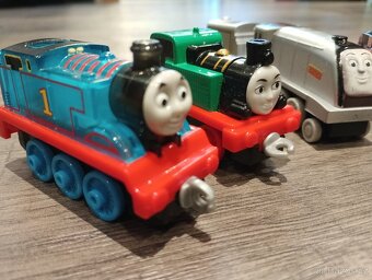 Vláčky , lokomotiva Tomáš - 2