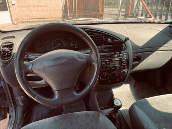 Ford Fiesta 1.3 - 2