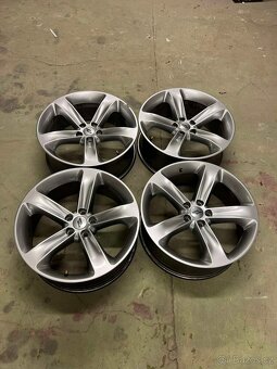 Originální alu kola dodge charger R20 5x115 - 2