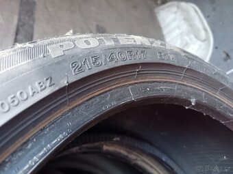 Letní pneu 215/40/17 - 2