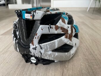 Cyklistická přilba Uvex - 2