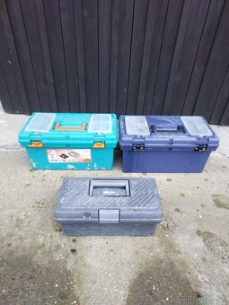 Plastovy box na naradi - 2