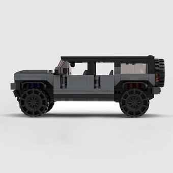 LEGO MOC GMC Hummer EV SUV - 2