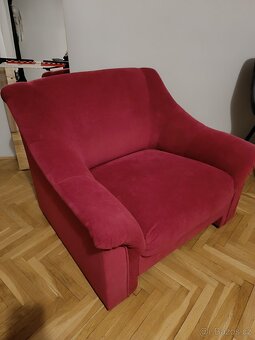 Růžové křeslo - 2