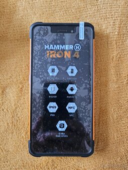 Hammer Iron 4 - 2