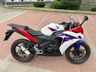 Honda CBR 125 R 2011 - 2