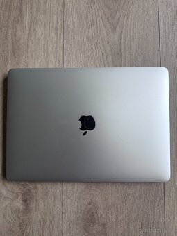 MacBook Air M1 – 8 GB RAM / 256 GB SSD - 2