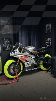 YAMAHA R6 OKRUHOVKA - 2