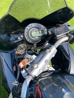 Yamaha FZ6 Fazer - 2