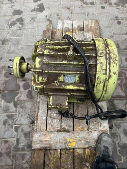 Kladívkový šroták - 2