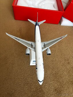 Boeing 777-300ER ANA 1:200 - 2