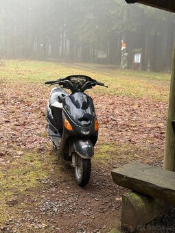 Skutr kenoty zoom 50 4t - 2